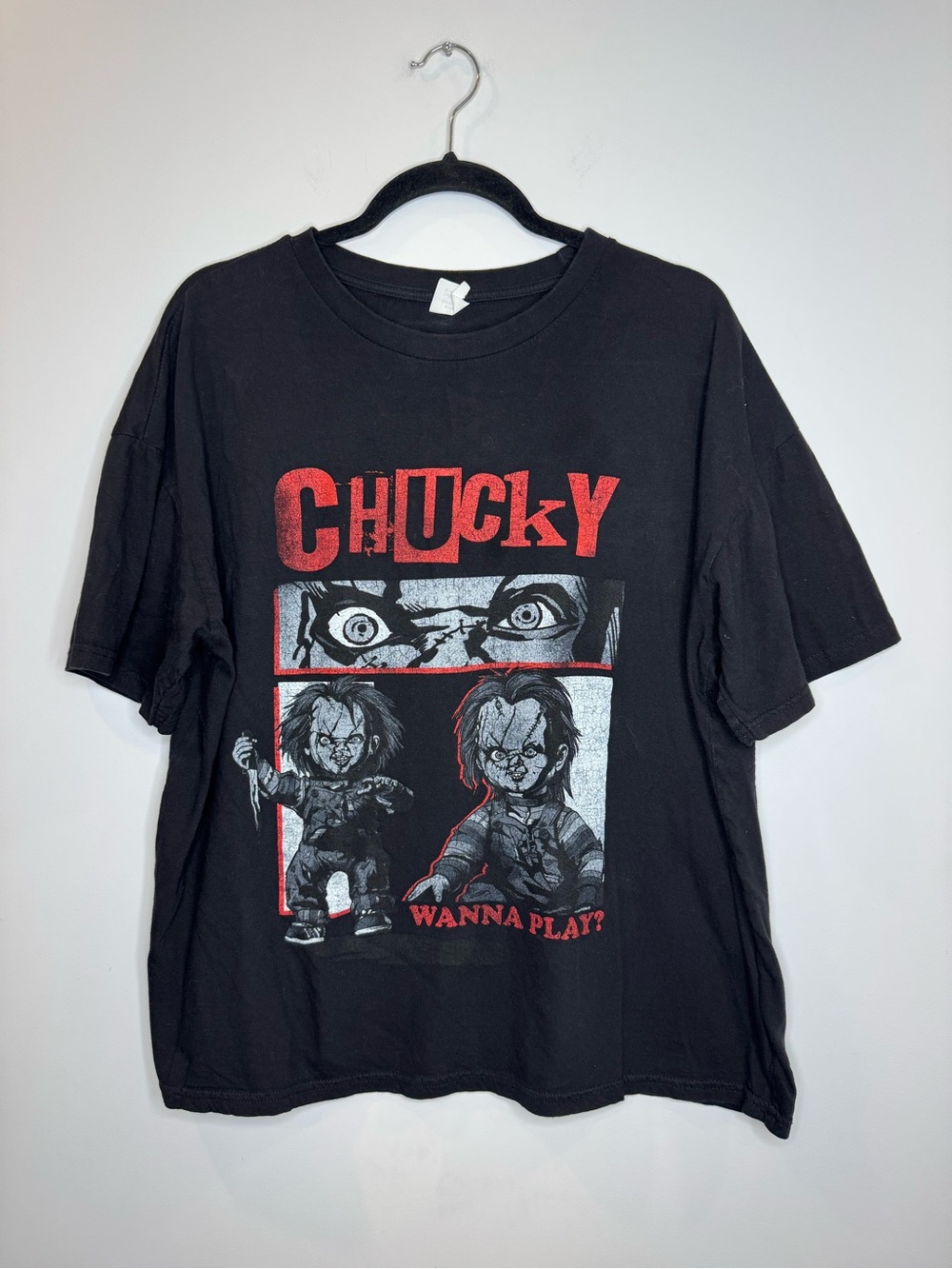 Universal city Chucky Graphic Tee Black sz medium